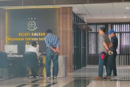 Kejati Kalbar periksa Abang Tambul Husin