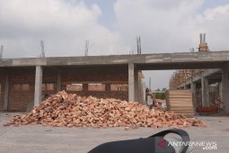Untuk menyerap anggaran, kontraktor diminta kerjakan GOR tepat waktu