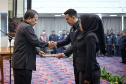 Arinal Djunaidi Lantik dan Kukuhkan 587 Pejabat Administrator dan Pengawas