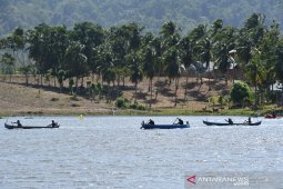 Korem Nani Wartabone gelar lomba perahu di Danau Perintis
