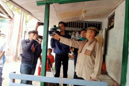 Pesanan rokok tidak ada, putra Elvy mengamuk di warung bawa pedang samurai