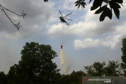 Helikopter Water Bombing