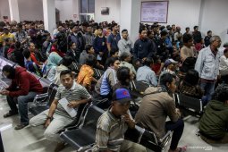 Ribuan pelanggar terjaring Operasi Patuh antre di Kejari Sidoarjo