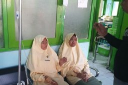 Puluhan santri di Blitar diduga keracunan usai makan bakso