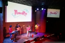 Grup NonaRia hibur penonton dengan lagu Indonesia timur aransemen jaz