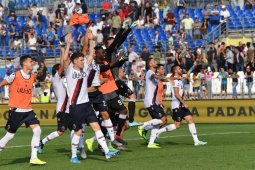 Bologna menangi drama tujuh gol di kandang Brescia