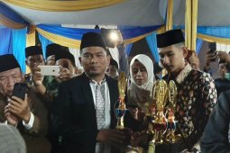 Waka Sementara DPRD hadiri penutupan MTQ Pelayangan dan berikan hadiah