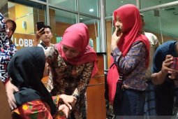 Khofifah diminta Fuad Amin bimbing Bupati Bangkalan (Video)