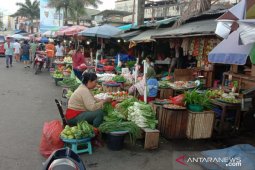 Wali kota Ambon tegaskan revitalisasi Pasar Mardika dilanjutkan