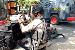 Pipa besi diduga bom ditemukan di pos polisi NTB