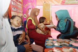 Istri Plt Gubernur kampanyekan program gizi di pedalaman  Aceh