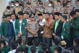 Unjuk rasa di DPRD, mahasiswa minta Pemprov gratiskan fasilitas kesehatan korban terpapar asap