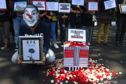 Demo pengesahan RUU KPK di Malang