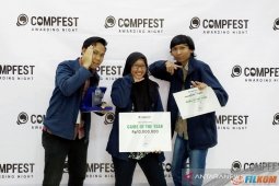 Tim Heavynano Universitas Brawijaya Malang raih penghargaan "Game of the Year"