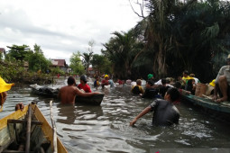 Banjarmasin to activate waste sorting at residents' houses