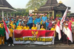 Ribuan warga Lumajang deklarasikan "Kita Semua Bersaudara"