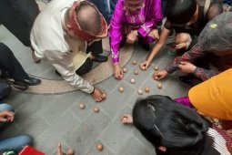 Dirikan telur di Pontianak tembus rekor MURI