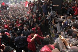 Kampus di Surabaya tak permasalahkan mahasiswanya ikut demo