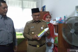 Maulana cek ruang pemulihan dampak asap di sekolah
