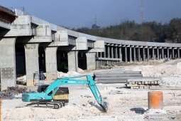 Progres pembangunan tol KLBM