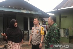 Polres Bangka Barat salurkan bantuan untuk korban angin kencang