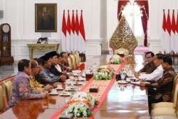 Jokowi akan telpon Kapolri terkait kekerasan terhadap mahasiswa
