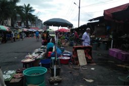 Sejumlah warga Ambon masih berlindung di Masjid Baiturahman