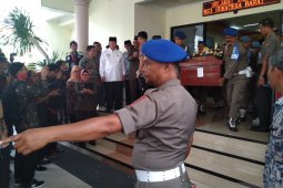 Empat jenazah korban kericuhan Wamena tiba di Padang
