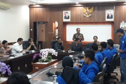 Pimpinan-anggota DPRD Jember dukung tuntutan mahasiswa tolak UU KPK dan RKHUP
