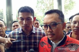 Imam Nahrawi diperiksa KPK sebagai tersangka