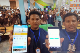 Kakak-adik ciptakan aplikasi bimbingan belajar mandiri