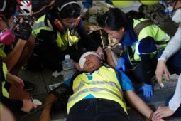 Wartawan Indonesia tertembak peluru karet saat liput demonstrasi Hong Kong