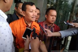 Untuk penyidikan kasus tersangka Iwa Karniwa, KPK panggil tiga saksi
