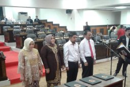 Dua "srikandi" turut pimpin dprd kalsel