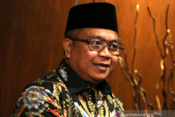Pelaku usaha lokal diharapkan mampu kembangkan batik khas  Aceh