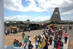 134 perantau Minang di Wamena kembali ke  Padang
