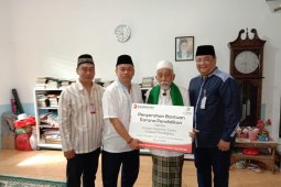 Semarakkan HUT ke-19 Provinsi Banten, Bank Banten Bantu Operasional Pondok Pesantren
