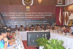 Gubernur terima berbagai masukan BEM se-Provinsi Jambi soal penanggulangan karhutla