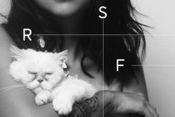 Danilla rilis CD mini album "Fingers" di Synchronize Festival 2019