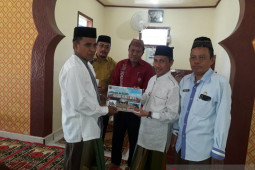 Pemkab Gorontalo beri bantuan bagi rumah ibadah