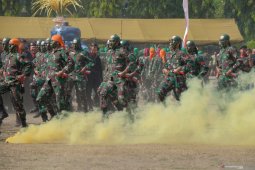 HUT ke-74 TNI di Bali bertemakan "TNI Profesional Kebanggaan Rakyat"