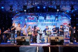 BRI beri hadiah mobil nasabah Simpedes