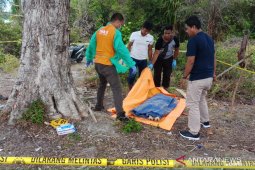Kerangka manusia ditemukan di pantai Bangka Tengah
