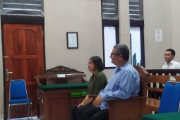 Warga Peru diadili bawa ratusan kokain ke Bali