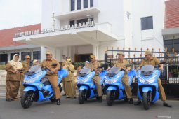 Wali Kota serahkan kendaraan operasional Dinas Perdagangan