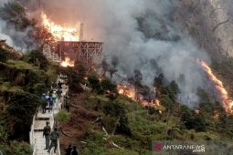 Ridwan Kamil minta Bupati Bandung atasi kebakaran lahan