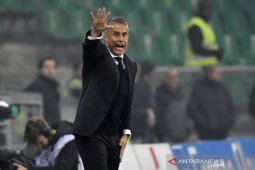 Lyon pecat Sylvinho
