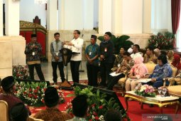 Presiden minta pertemuan rutin dengan petani bahas perhutanan sosial