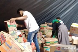 Posko tanggap darurat pascagempa desa Liang kekurangan terpal