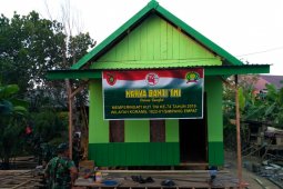 Bedah rumah wujud kepedulian TNI AD terhadap masyarakat